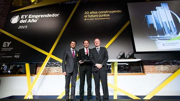 De izquierda a derecha, Rafael y Santiago Vivanco y Ernesto Antolín