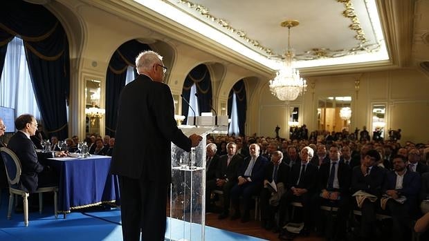 El ministro de Asuntos Exteriores, García Margallo, esta mañana