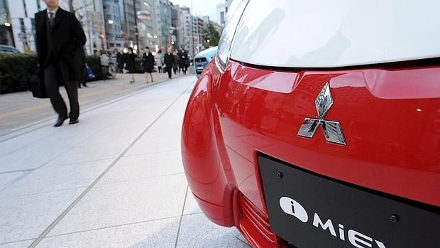 Imagen de uin modelo de Mitsubishi expuesto en Tokio