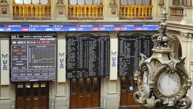 El Brexit arrastra al Ibex a la peor sesión de su historia