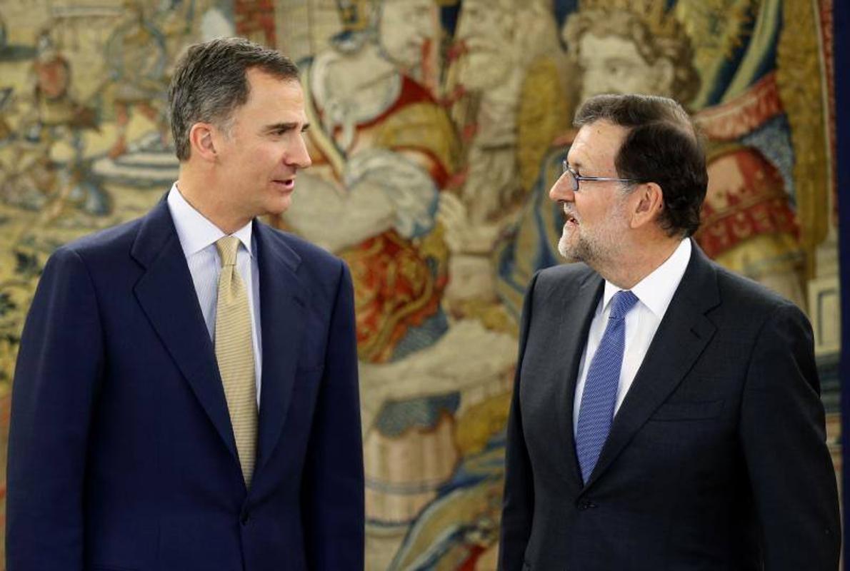 El Rey Felipe VI junto al Presidente en funciones Mariano Rajoy