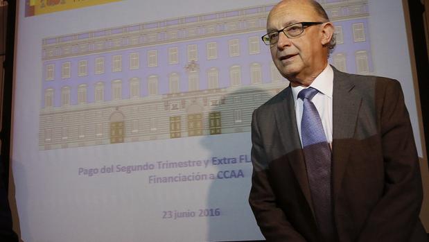 Cristobal Montoro, ministro de Hacienda, en la presentación del FLA