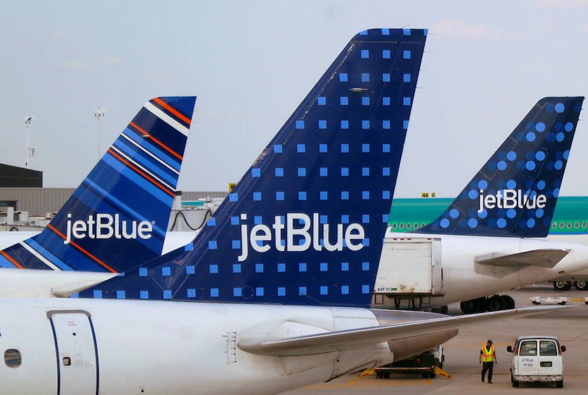 JetBlue, la compañía que inaugurará los vuelos comerciales