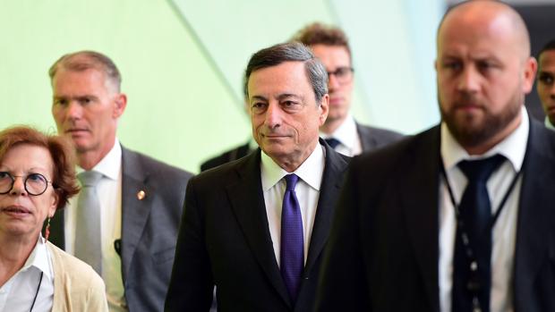 Mario Draghi afirma que el sistema bancario de la eurozona necesita «consolidación»
