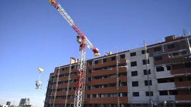 Edificio en construcción en la calle Alfonso XIII (Madrid)