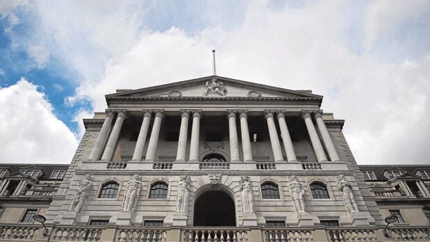 Vista de la fachada de la sede del Banco de Inglaterra en Londres