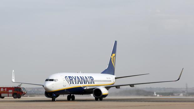 Ryanair ofrecerá vuelos a diez euros durante el lunes para celebrar el «Cyber Week»