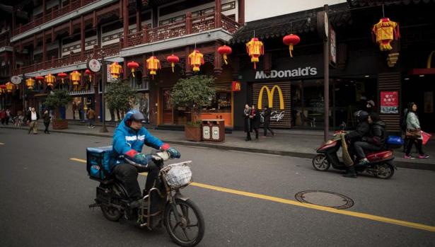 Establecimiento de McDonalds en Shanghái