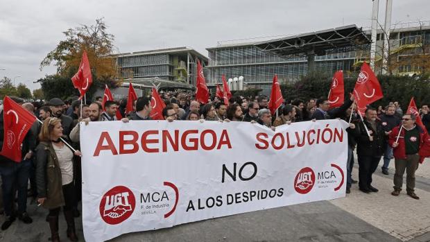 Protesta de los trabajadores de Abengoa durante el año pasado