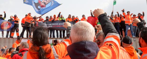 Manifestación del sindicato de estibadores, la Coordinadora Estatal del Mar, en Algeciras