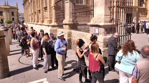 España recibió a más de 8 millones de turistas hasta febrero, un 11,3% más