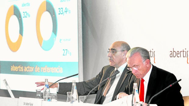 Salvador Alemany, presidente de Abertis, y Isidro Fainé, de Criteria