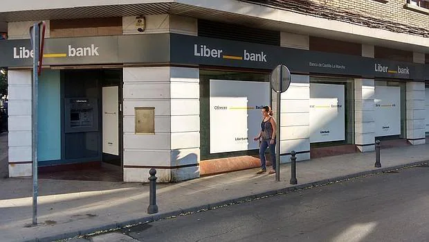 La cúpula de Liberbank asegura que no se han producido problemas en las sucursales