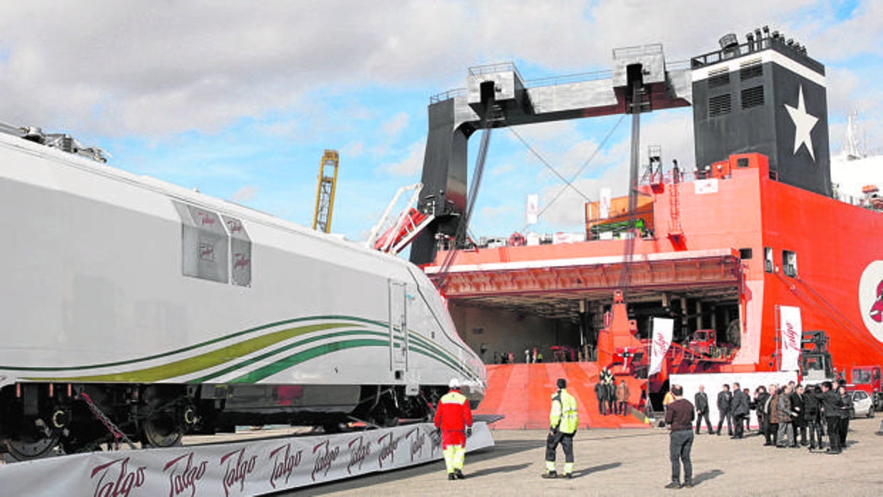 Tren de Talgo que utilizado en Arabia Saudí en el «AVE de los Peregrinos», una línea ferroviaria que unirá las ciudades de Medina y La Meca