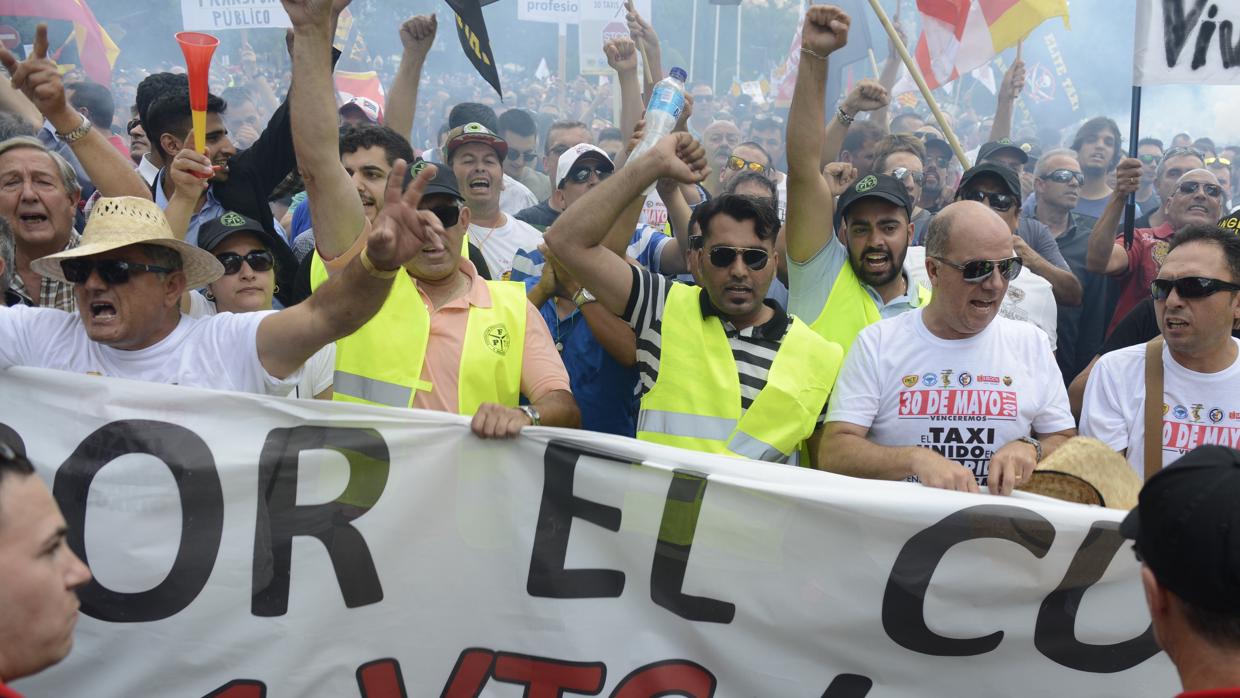 Manifestación de los taxistas contra Cabify y Uber