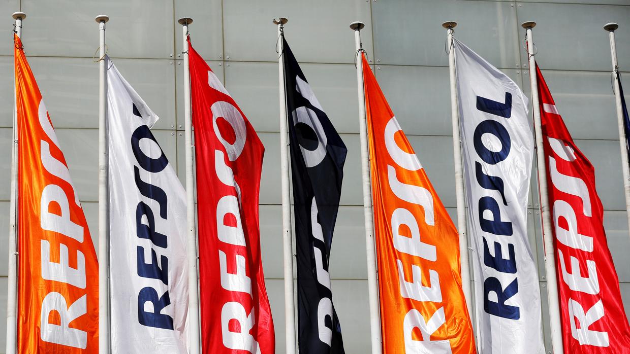 S&amp;P mejora la perspectiva de Repsol, que pasa de estable a positiva