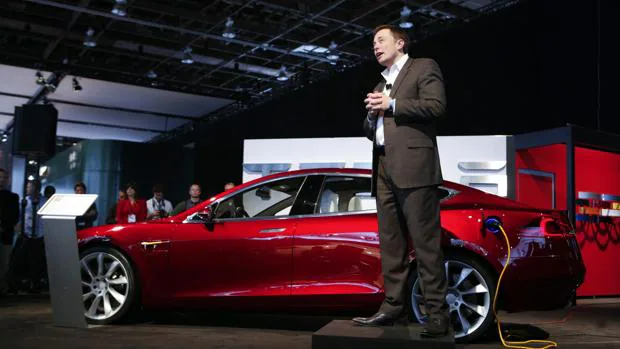 El magnate norteamericano Elon Musk es el presidente de la firma de vehículos eléctricos Tesla