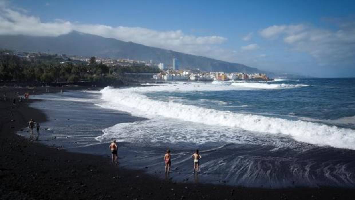 Playa del Puerto de la Cruz en Tenerife