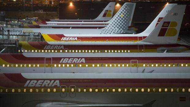 Iberia anuncia a los sindicatos un ERE voluntario de hasta 955 trabajadores