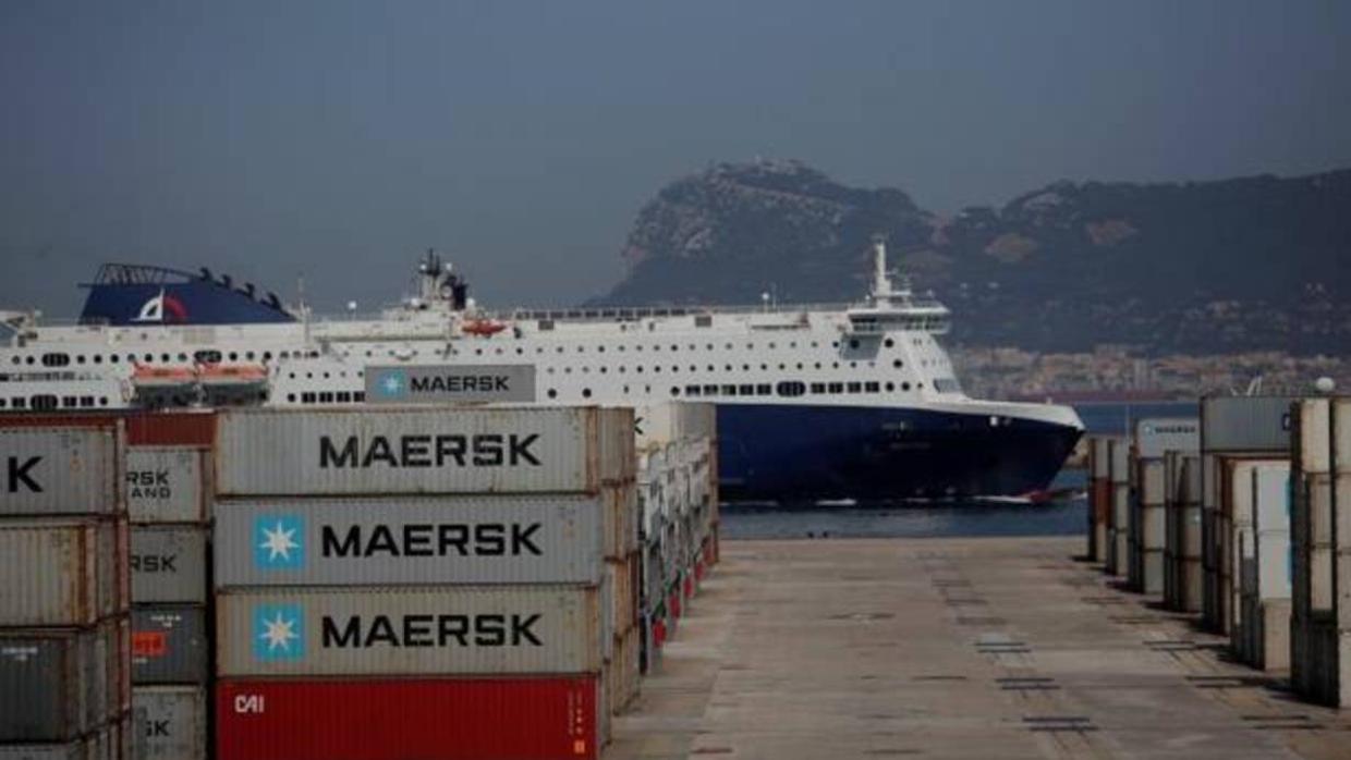 Mercancías en el puerto de Algeciras