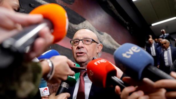 Montoro afirma que la compraventa de productos de segunda mano está sujeta al pago de impuestos