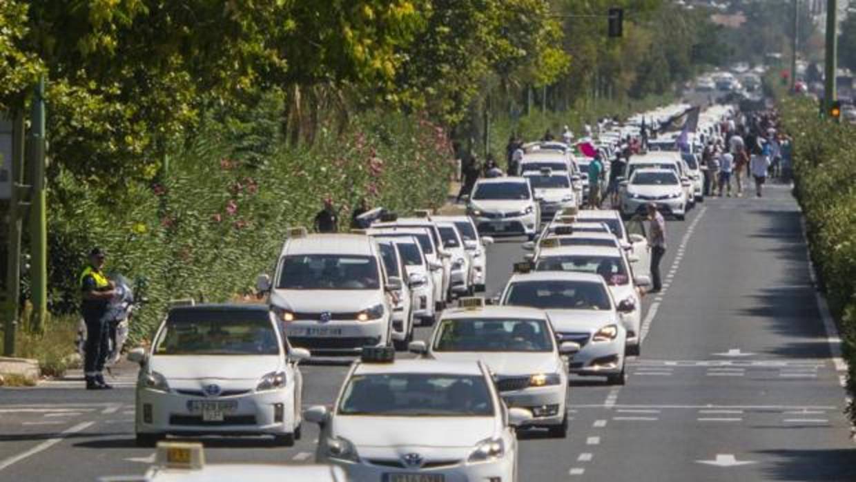 Huelga de taxistas el pasado agosto en Sevilla