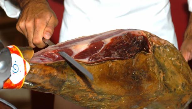 El jamón ibérico de pata negra se viste de colores para evitar el fraude