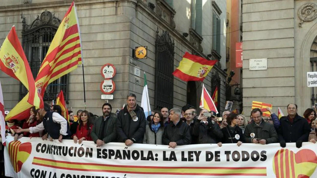 Manifestación en Barcelona a favor de la Constitución