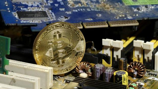Una gran empresa japonesa ofrece pagar en bitcoin parte del sueldo a sus empleados