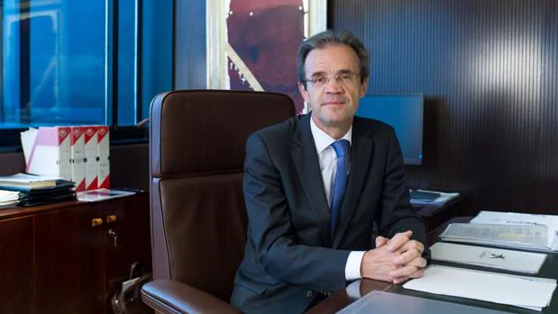 El presidente de CaixaBank, Jordi Gual, entra en el consejo de Repsol