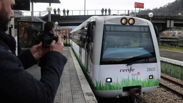 Comienzan en España las pruebas del primer tren propulsado por gas natural licuado