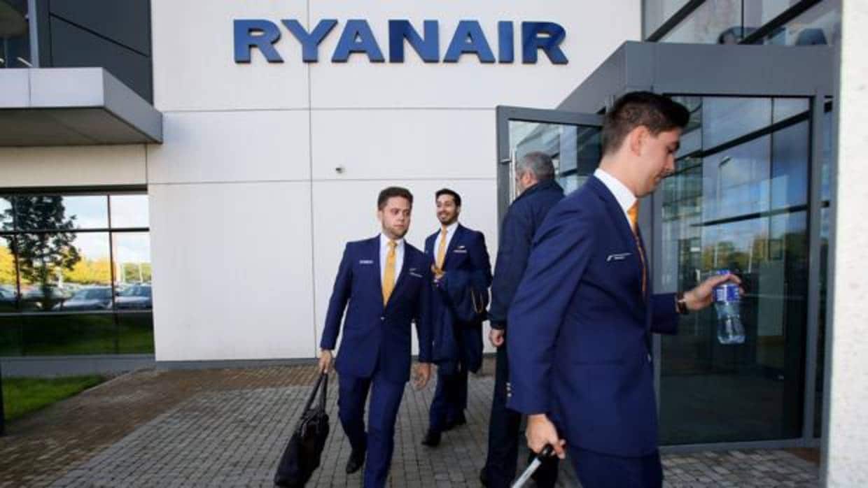 Trabajadores de Ryanair en Dublín