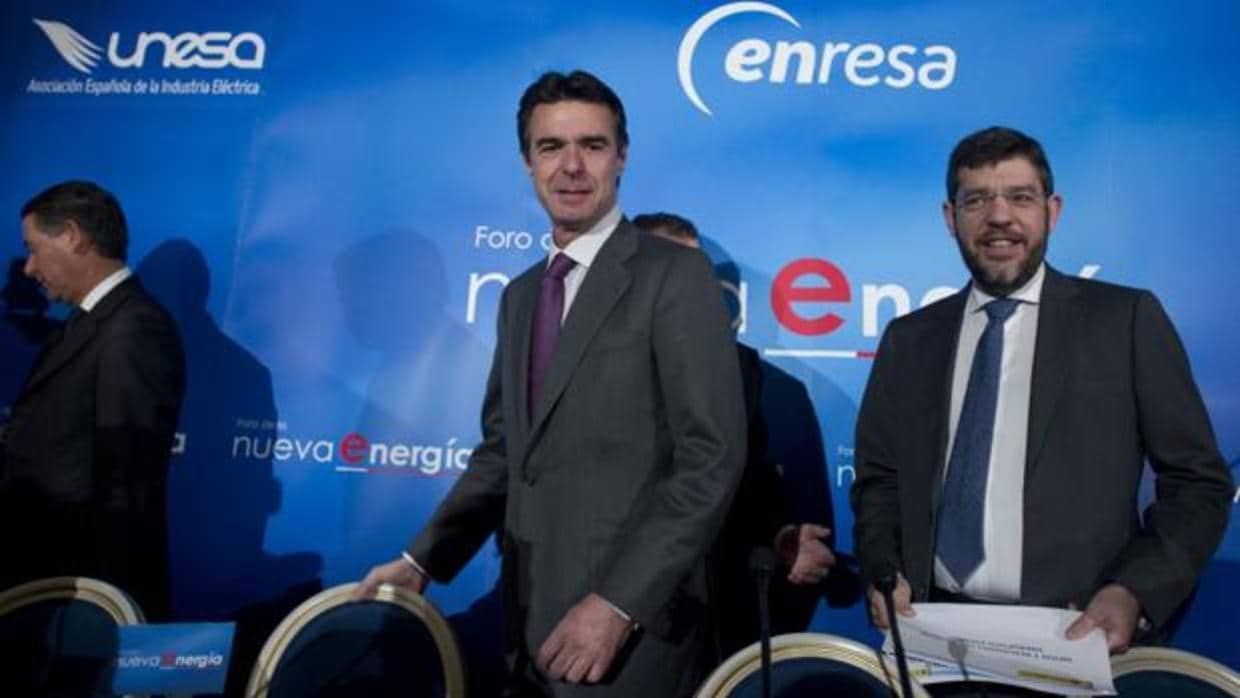 El entonces ministro Soria y su secretario de Estado de Energía, Alberto Nadal