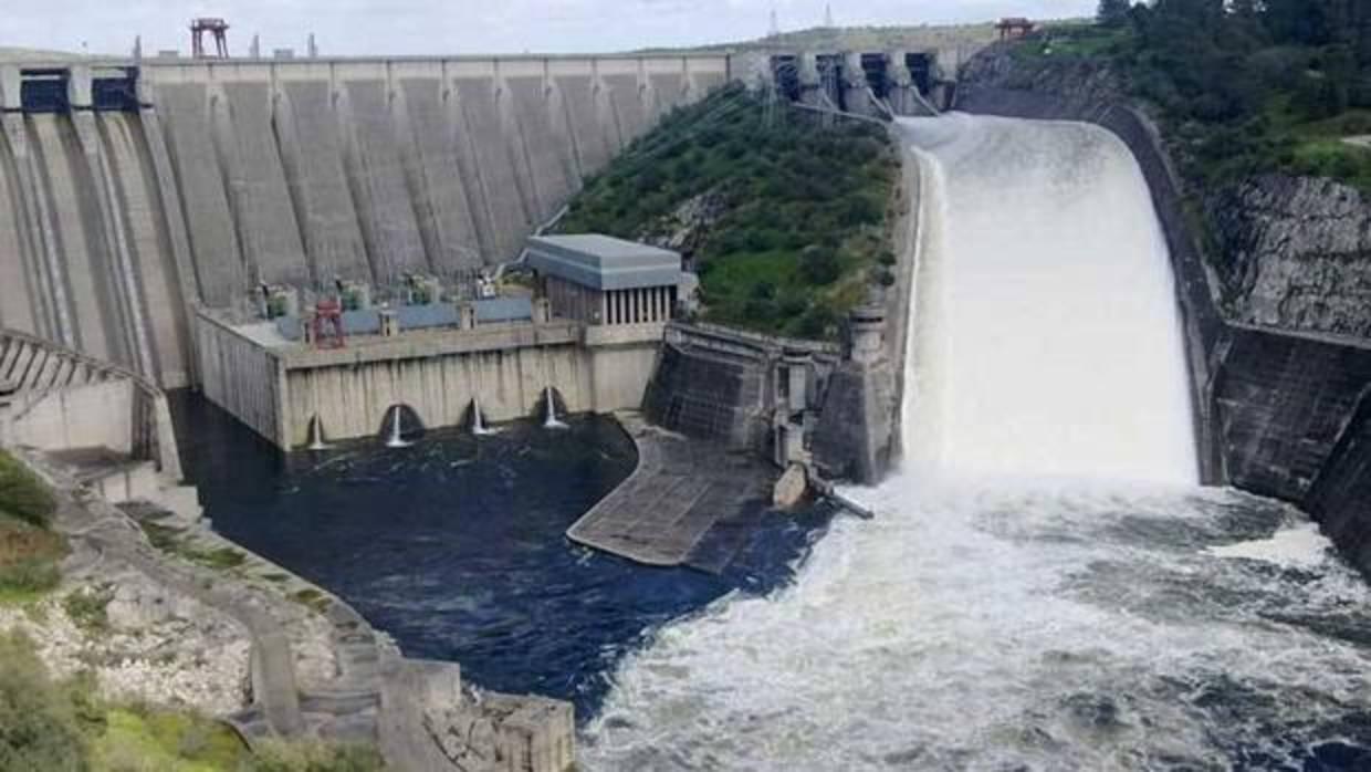 Presa de Alcántara, de Iberdrola, en Extremadura