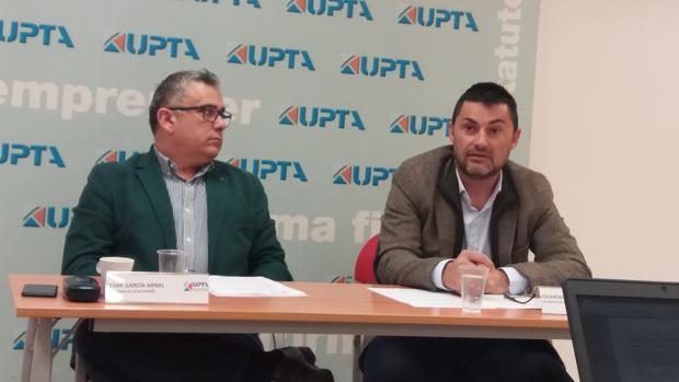 César García y Eduardo Abad, hoy, en la sede de la organización