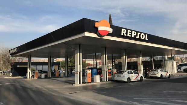 Hacienda quiere subir los impuestos de los carburantes en la mayoría de las comunidades