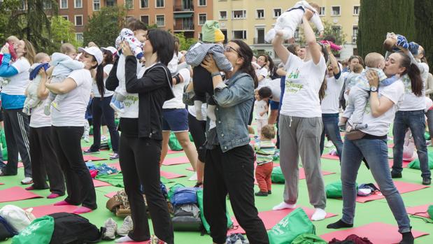 Casi 385.000 mujeres reciben actualmente el complemento de maternidad en su pensión