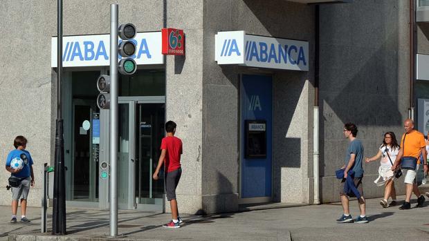 Abanca gana 155 millones, un 1,5% más, al liberar provisiones y por la mayor actividad