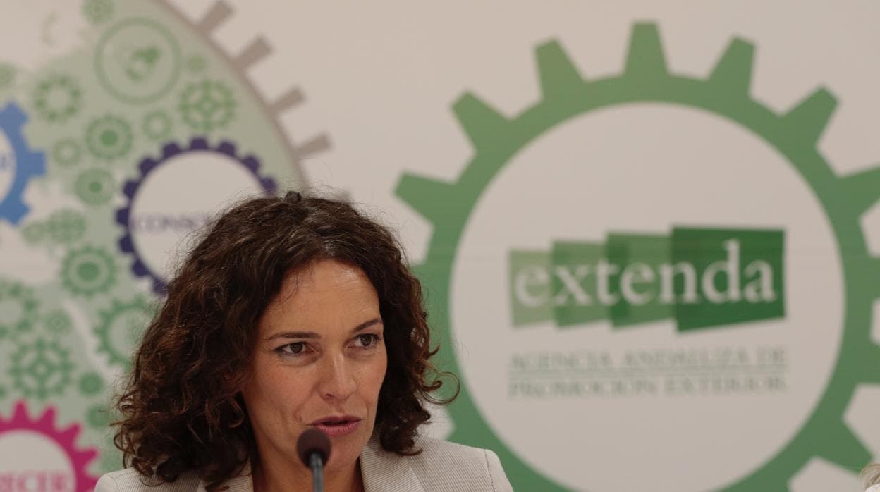 Lina Gálvez ha comparecido hoy por primera vez ante los medios en la sede de Extenda