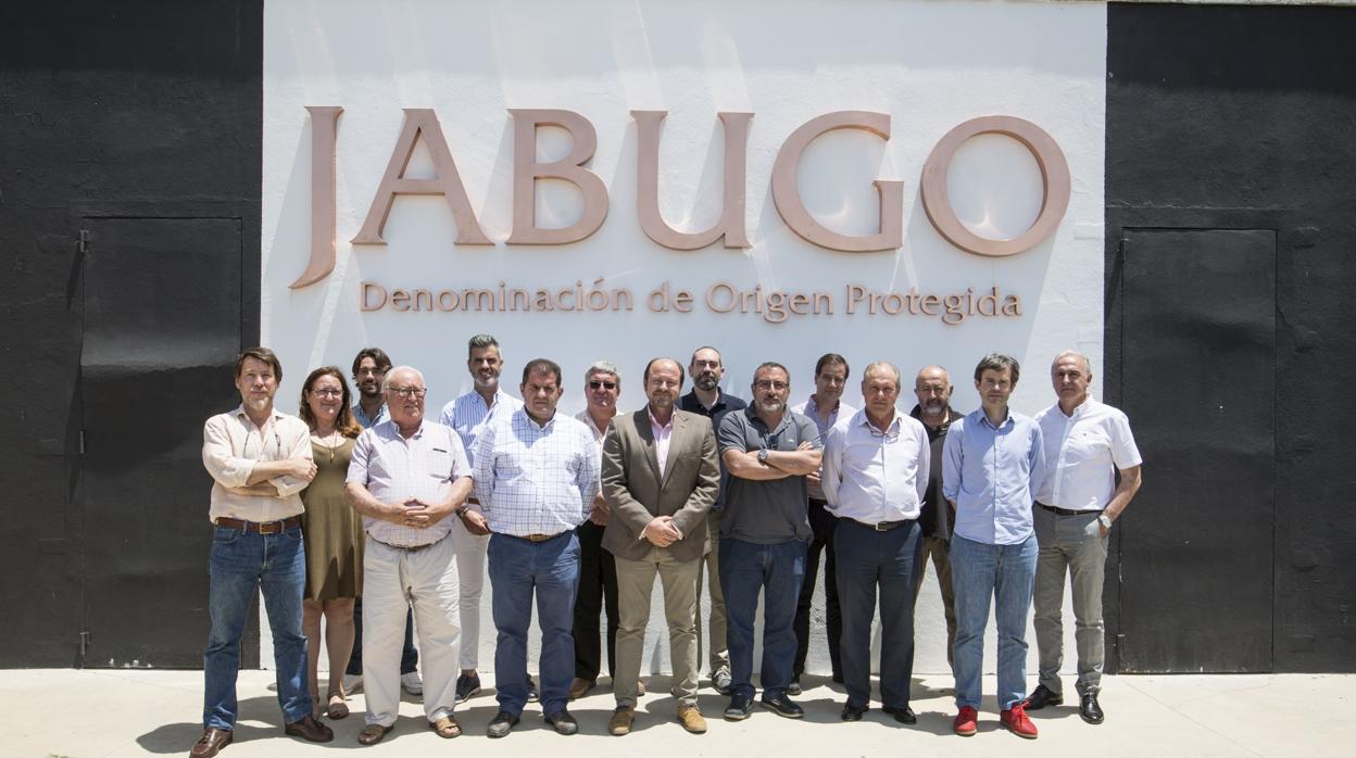 Miembros de la nueva Junta Directiva de la Denominación de Origen Protegida Jabugo