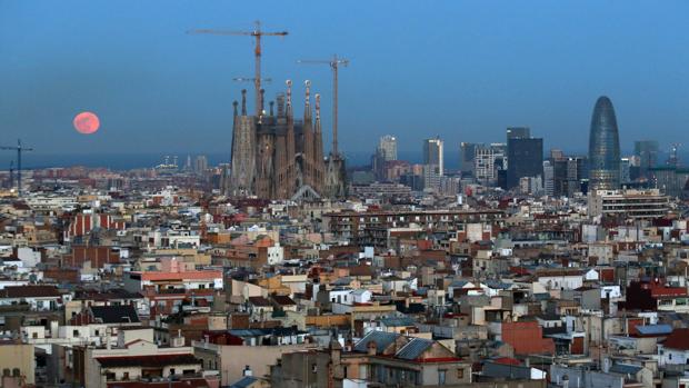 Barcelona registra la menor subida entre las grandes ciudades europeas en Airbnb durante 2017