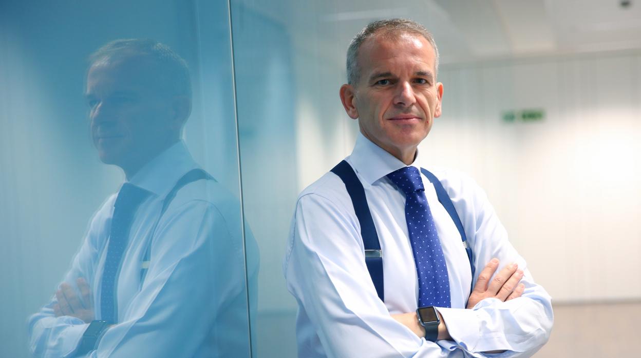 Félix Plaza Romero, director del Centro de Estudios Garrigues y socio de Garrigues, posando para ABC