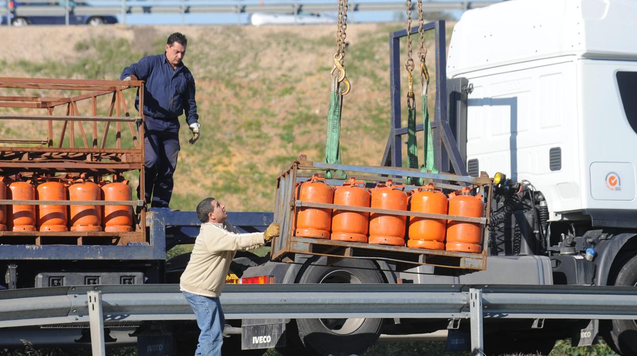 Tras esta revisión, el precio máximo de la bombona de 12,5 kilogramos, una vez incluidos los impuestos, será de 65 céntimos