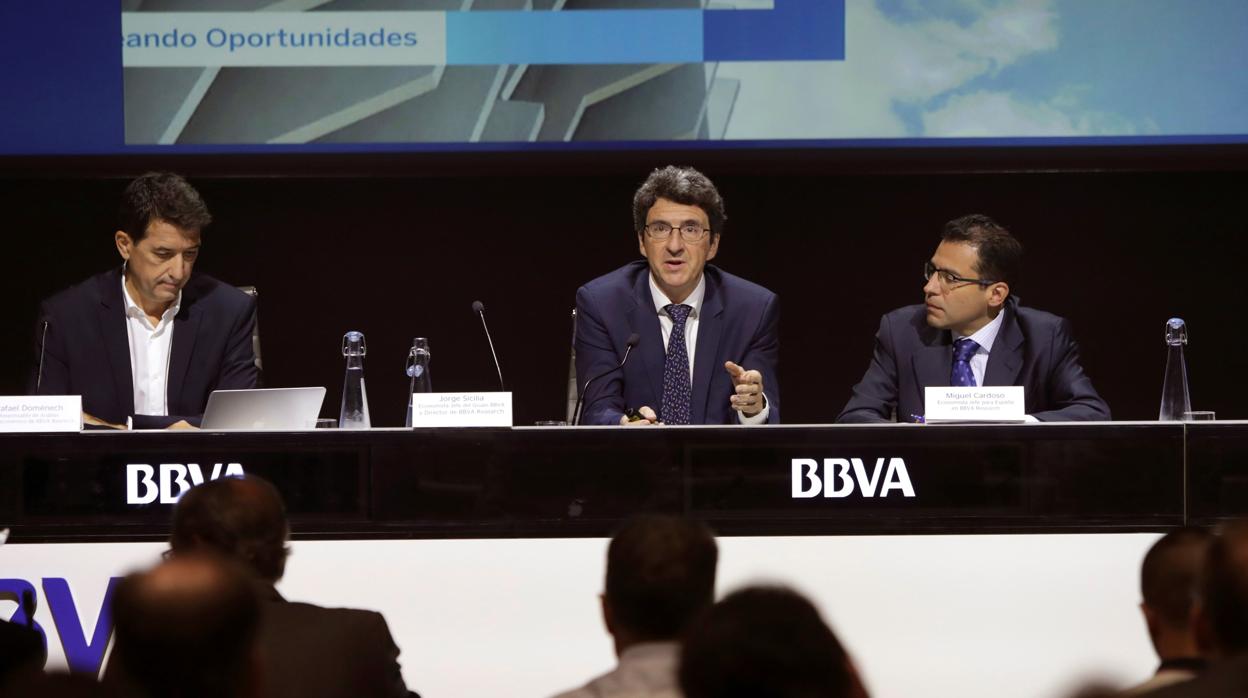 Imagen de la presentación de ayer del informe de BBVA Research