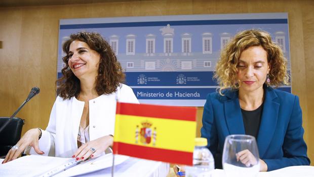 Hacienda cierra la puerta a una reunión bilateral con Cataluña para hablar de financiación autonómica