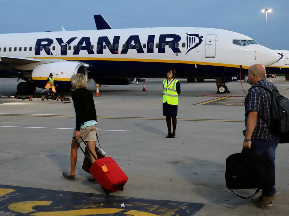 Ryanair cancelará 400 vuelos en España por la huelga de tripulantes de cabina