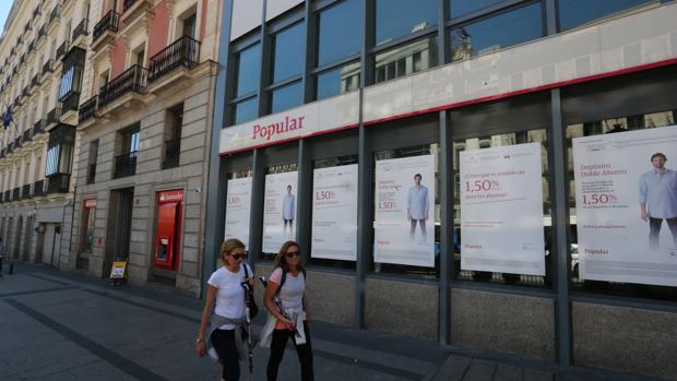 Adicae creará una plataforma para los afectados por la resolución de Popular, que Europa no quiere ayudar