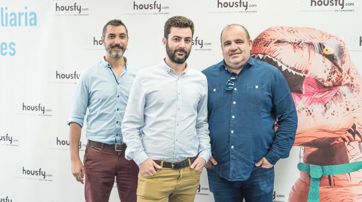 Los fundadores de Housfy, de izquierda a derecha: Miquel A. Mora, Albert Bosch y Carlos Blanco
