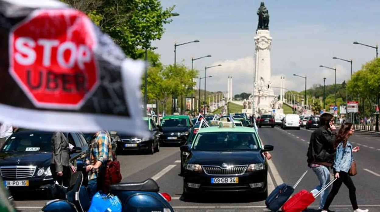Los profesionales del taxi han convocado una gran manifestación en Portugal para el 19 de septiembre