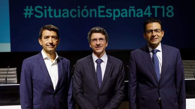 BBVA empeora su previsión de crecimiento del PIB y pide recortar gasto público ineficiente